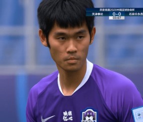  VAR争议判罚引主帅不满  
